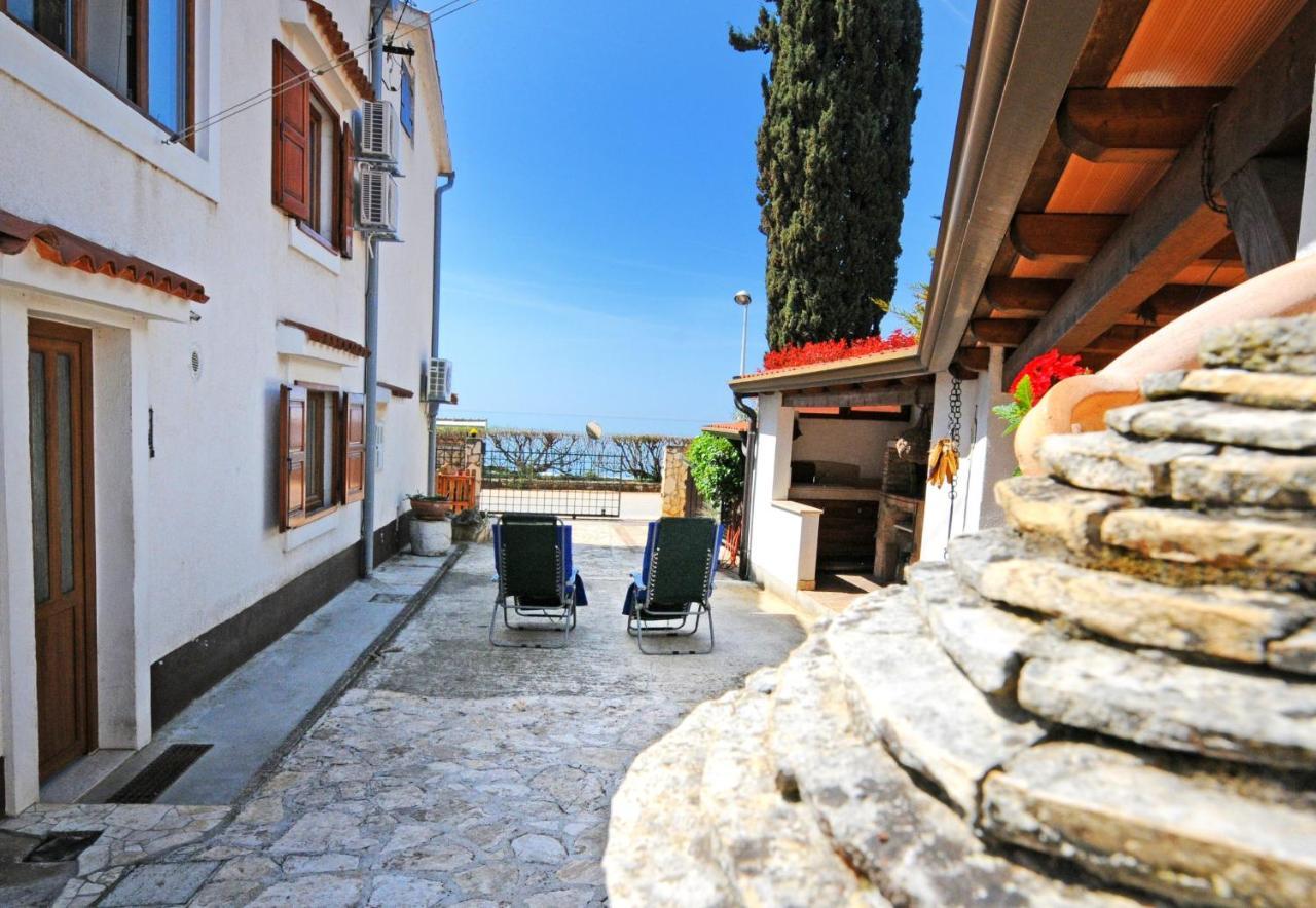 Casa Astrid By The Sea In Poreč Exterior foto